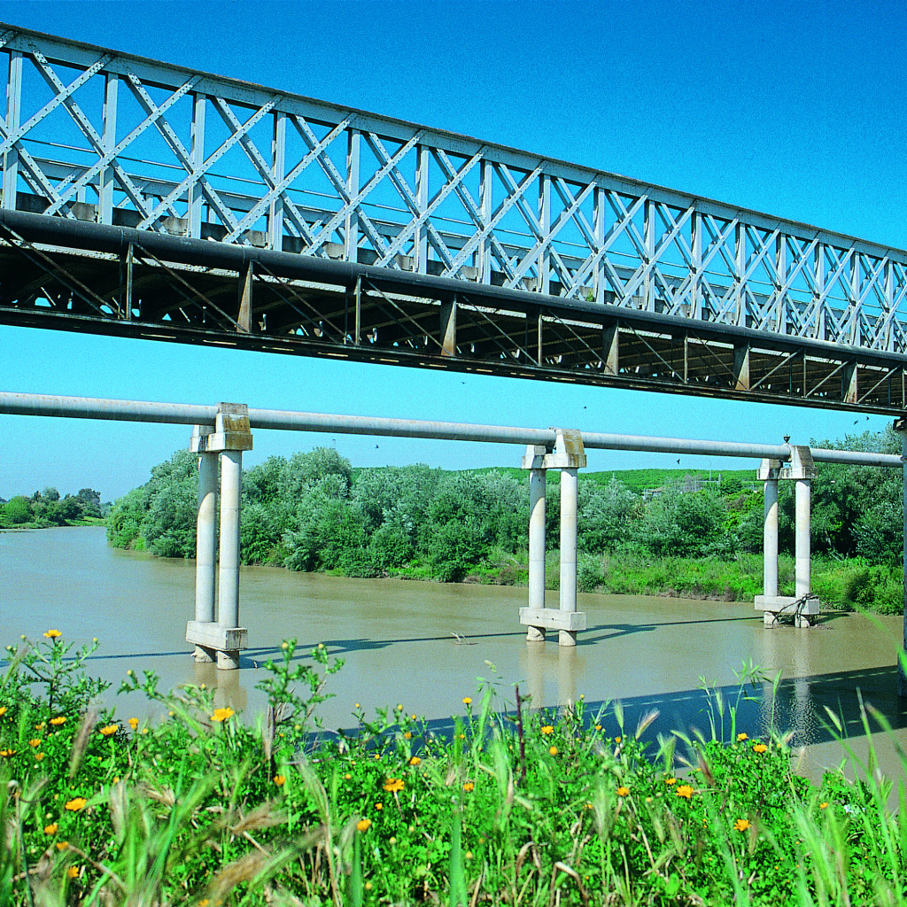 puente de hierro palma del rio